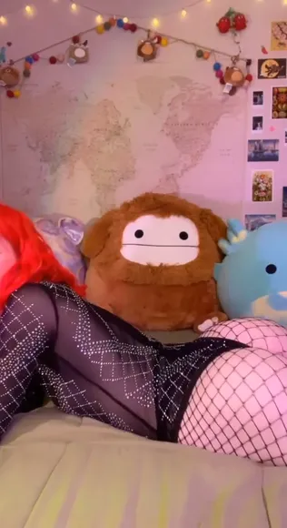 Prettykkittykat Fishnet Legs Spread OnlyFans Video Leaked