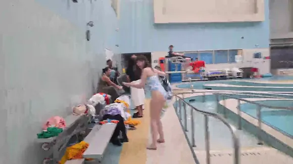 Primatepaige Swimsuit Poolside Walk OnlyFans Video Leaked