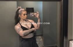 Professionallweakgirl Black Bra Selfie Pose OnlyFans Photo Leaked