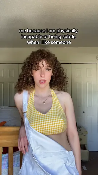 Psycheswings Yellow Checkered Top Tease OnlyFans Video Leaked