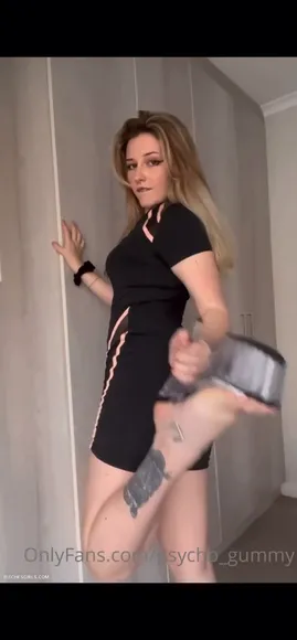 Psycho_gummy Bikini Strip And Bed Tease OnlyFans Video Leaked