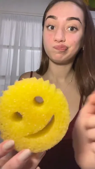 Pukastar Smiley Sponge Tease OnlyFans Video Leaked