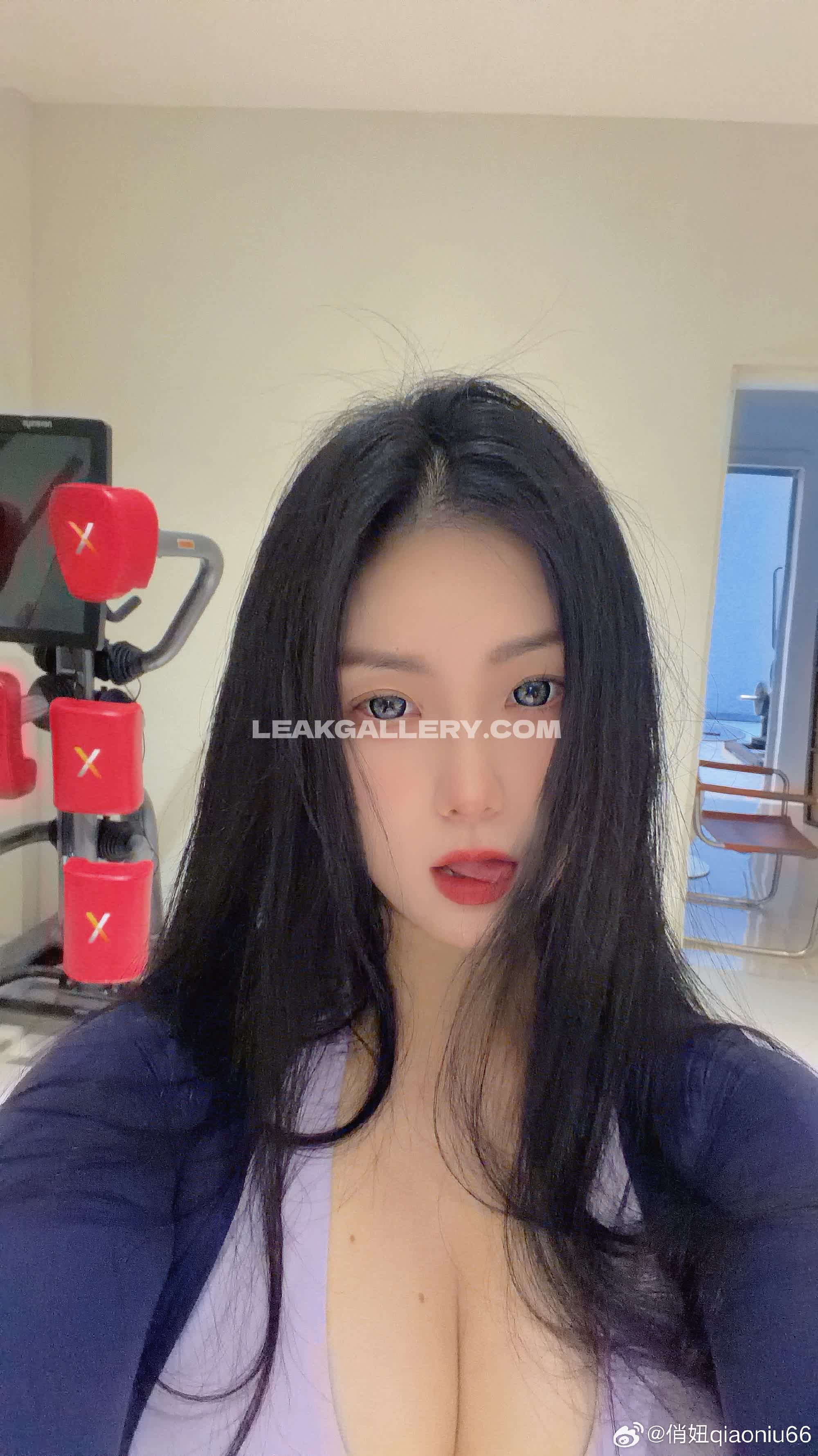 Qiaoniutt Exclusive Leaked Nude OnlyFans #12686372