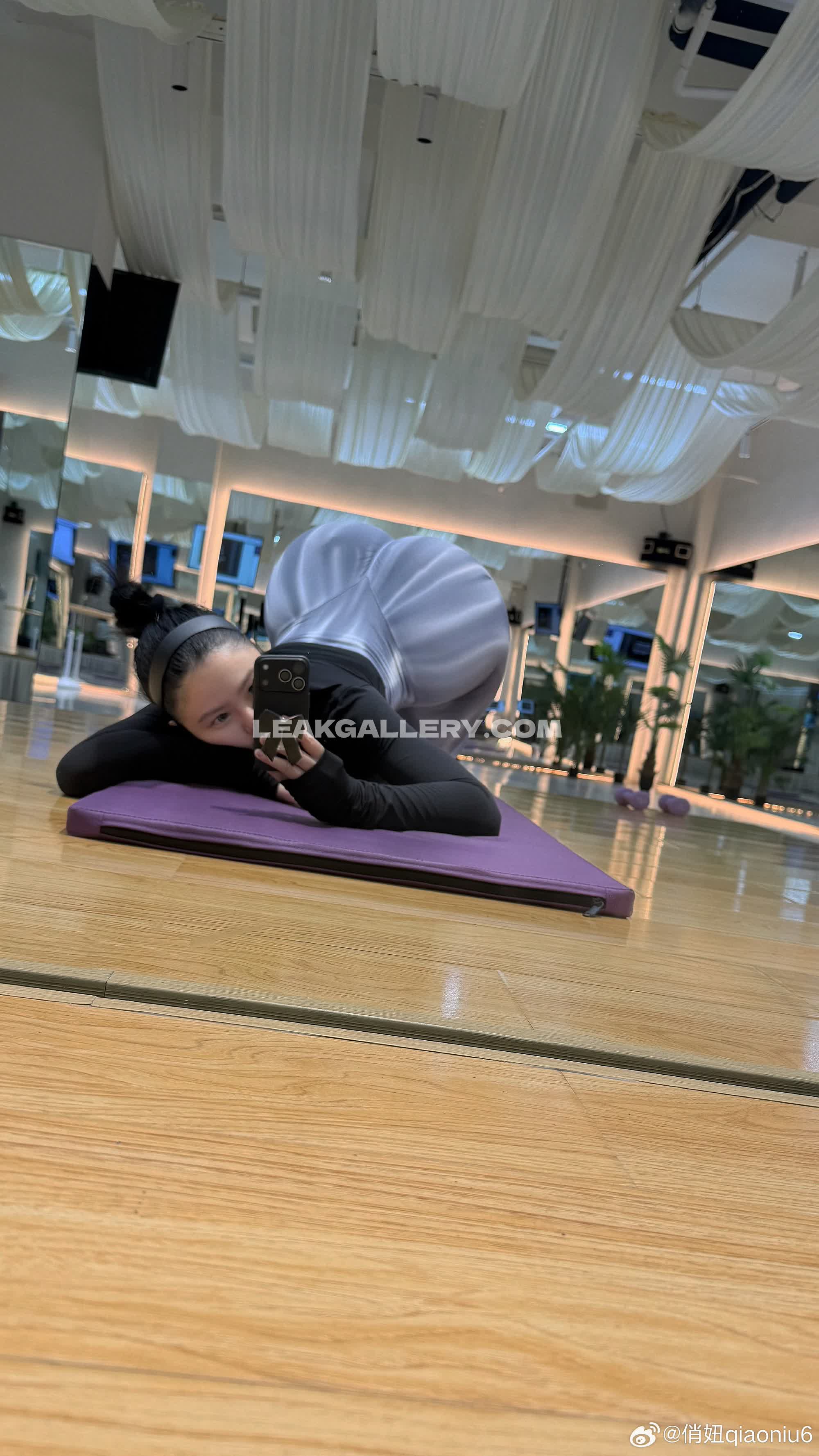 Qiaoniutt Exclusive Leaked Nude OnlyFans #12931856