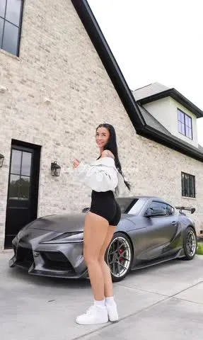 queenkalinxxx