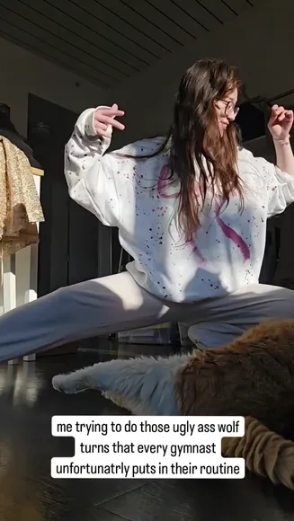 Queentofu Legs Spread Gymnast Pose OnlyFans Video Leaked
