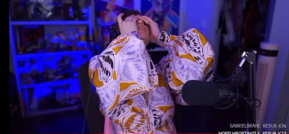Queentofu Patterned Blouse Mic Session OnlyFans Video Leaked