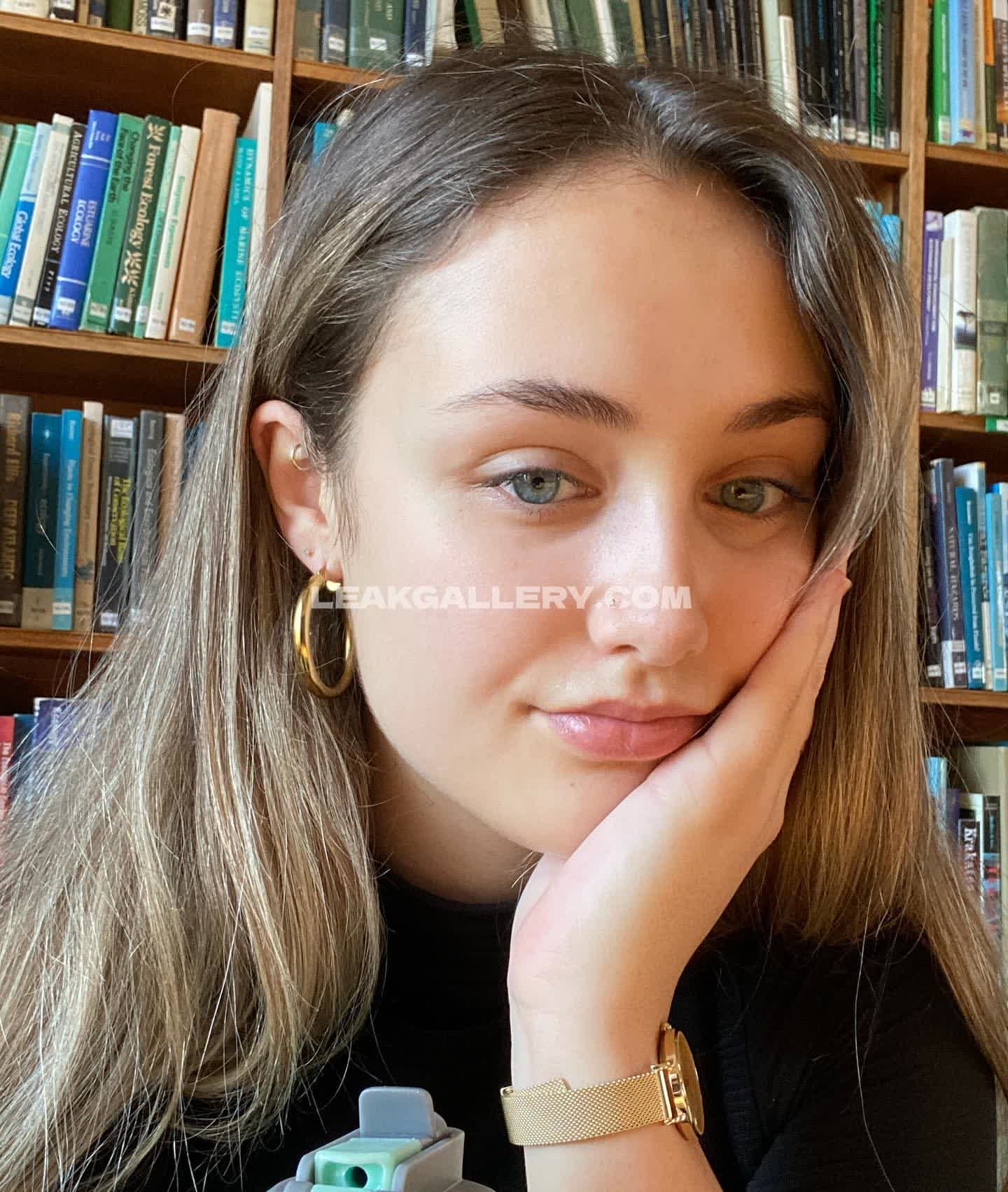 R0sielew1s Exclusive Leaked Nude OnlyFans #13295088