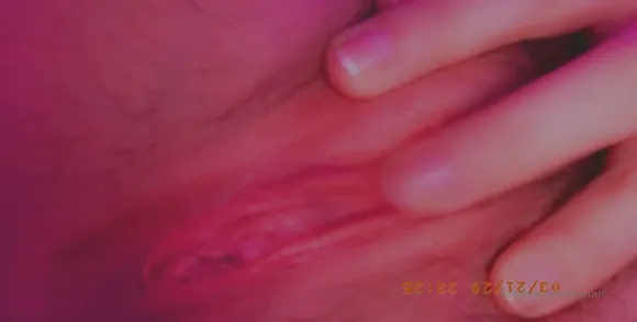 Raecrush Fingers Inside Her Pussy OnlyFans Video Leaked