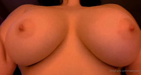 Raecrush Naked Boobs Close Up OnlyFans Video Leaked