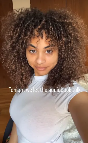 Raina White Top Tease OnlyFans Video Leaked