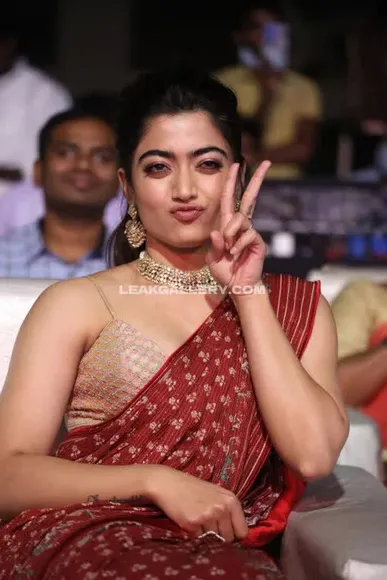 Rashmika / Mandanna / Rashmika_mandanna ภาพหลุดนู้ด OnlyFans สุดเอ็กซ์คลูซีฟ #16066162