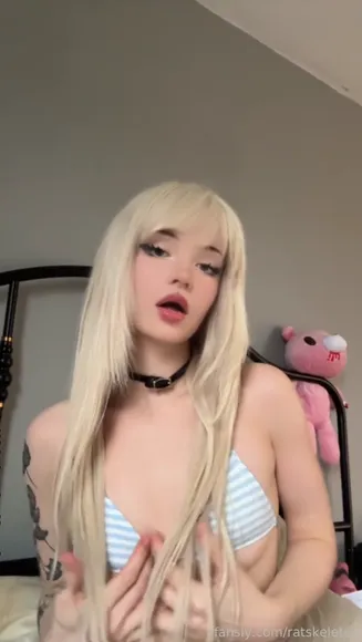 Ratskeleton Striped Bikini Top Tease OnlyFans Video Leaked