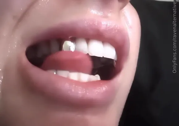 Ravenalternative Licking Lips With Grillz OnlyFans Video Leaked