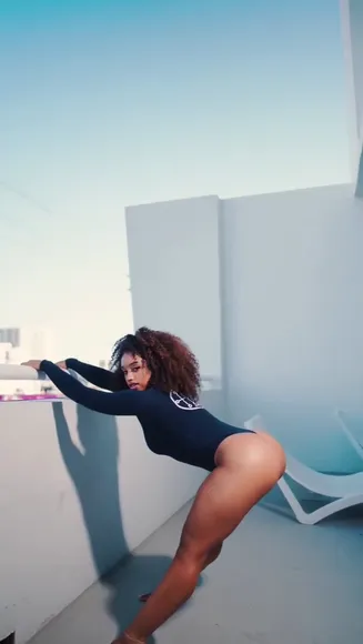 Rawgyall Thong Bodysuit Ass Pose OnlyFans Video Leaked