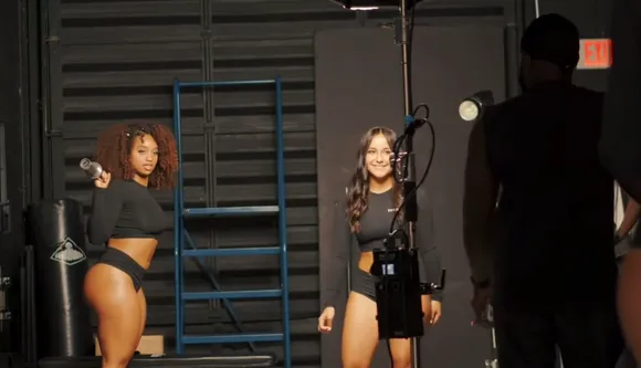 Rawgyall Black Crop Top Flexing OnlyFans Video Leaked