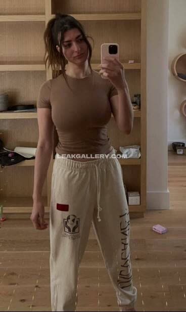 Rclbeauty101 Exclusive Leaked Nude OnlyFans #14625996