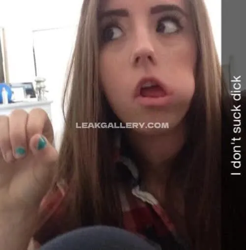 Realashleystclair Plaid Shirt Tease OnlyFans Photo Leaked
