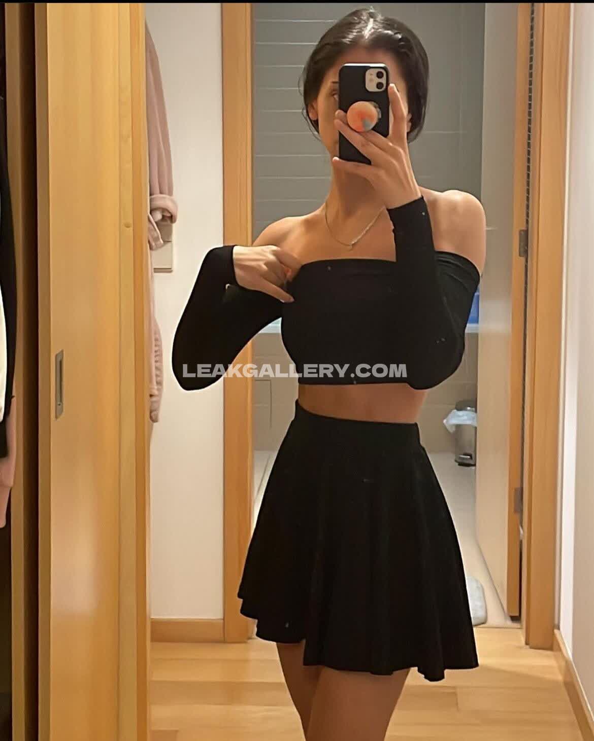 Reallilwhuda / Lilwhuda Exclusive Leaked Nude OnlyFans #14801448
