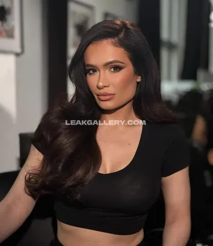 realscarlettbordeaux