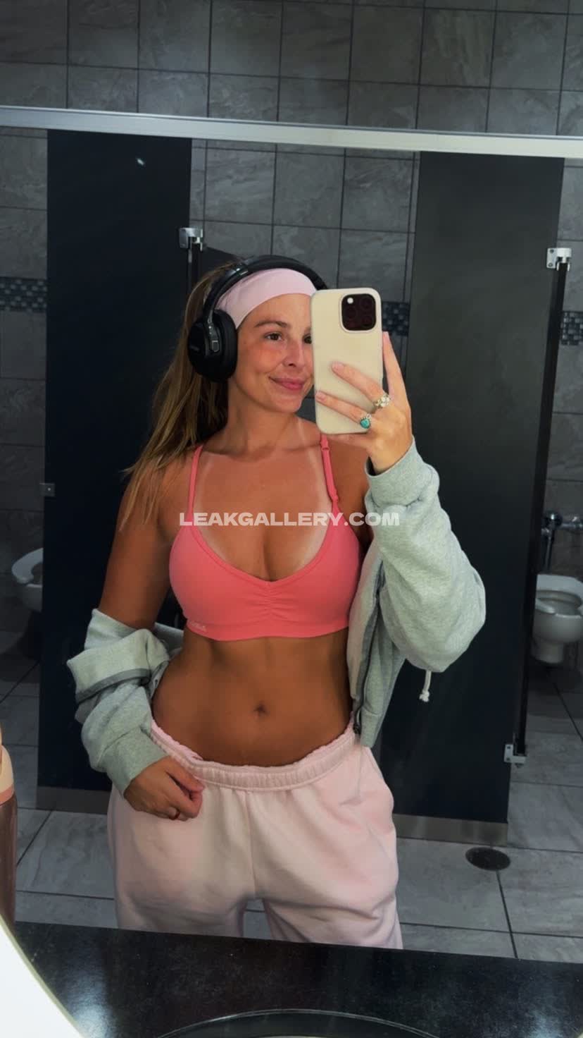 Rebastar Exclusive Leaked Nude OnlyFans #13001948