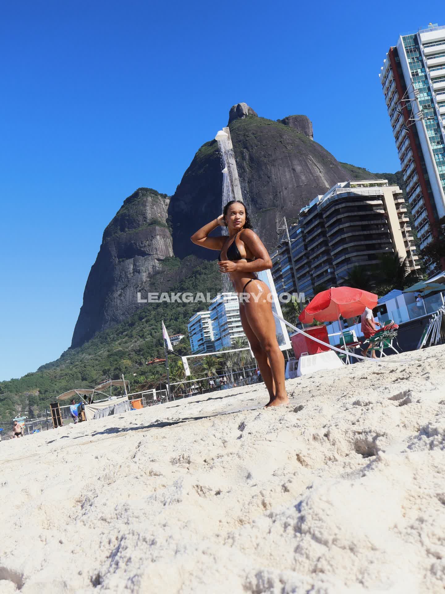 Rebecarandrade Exclusive Leaked Nude OnlyFans #13206876