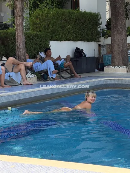 Renariffel Exclusive Leaked Nude OnlyFans #13487966