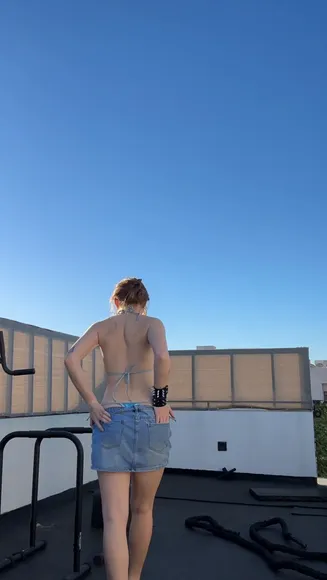 Renatarifree Metallic Bikini Top Flex OnlyFans Video Leaked