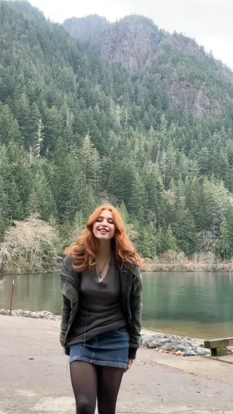 Renatarifree Denim Skirt And Boots OnlyFans Video Leaked