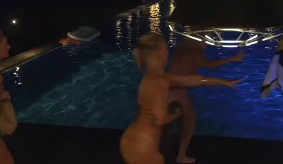 Reshum__ Bikini By Poolside OnlyFans Video Leaked