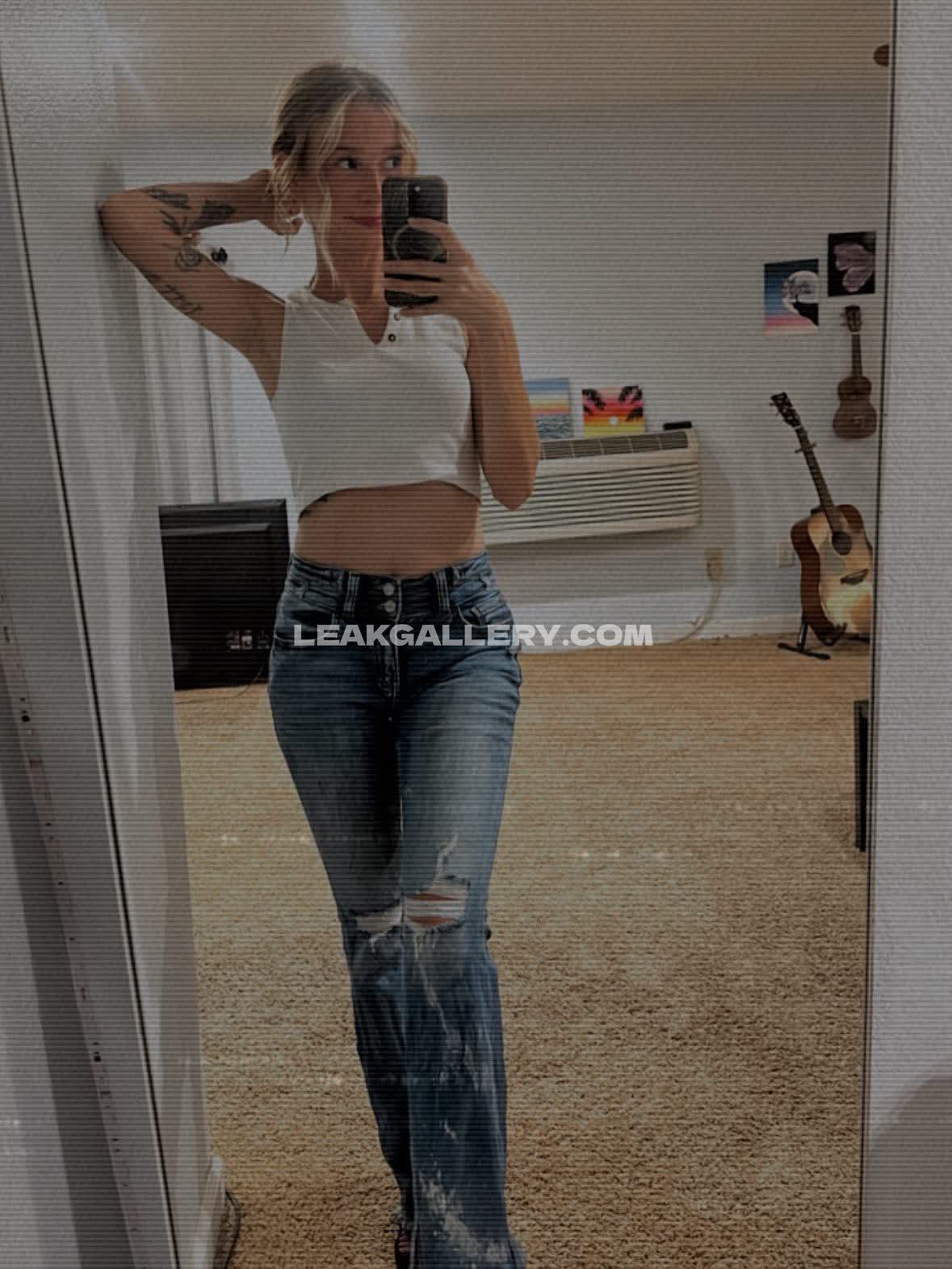Ricereels Exclusive Leaked Nude OnlyFans #12379036