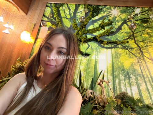 Rieleyreidx3 / rileyreidx3 Exclusive Leaked Nude OnlyFans #12326731