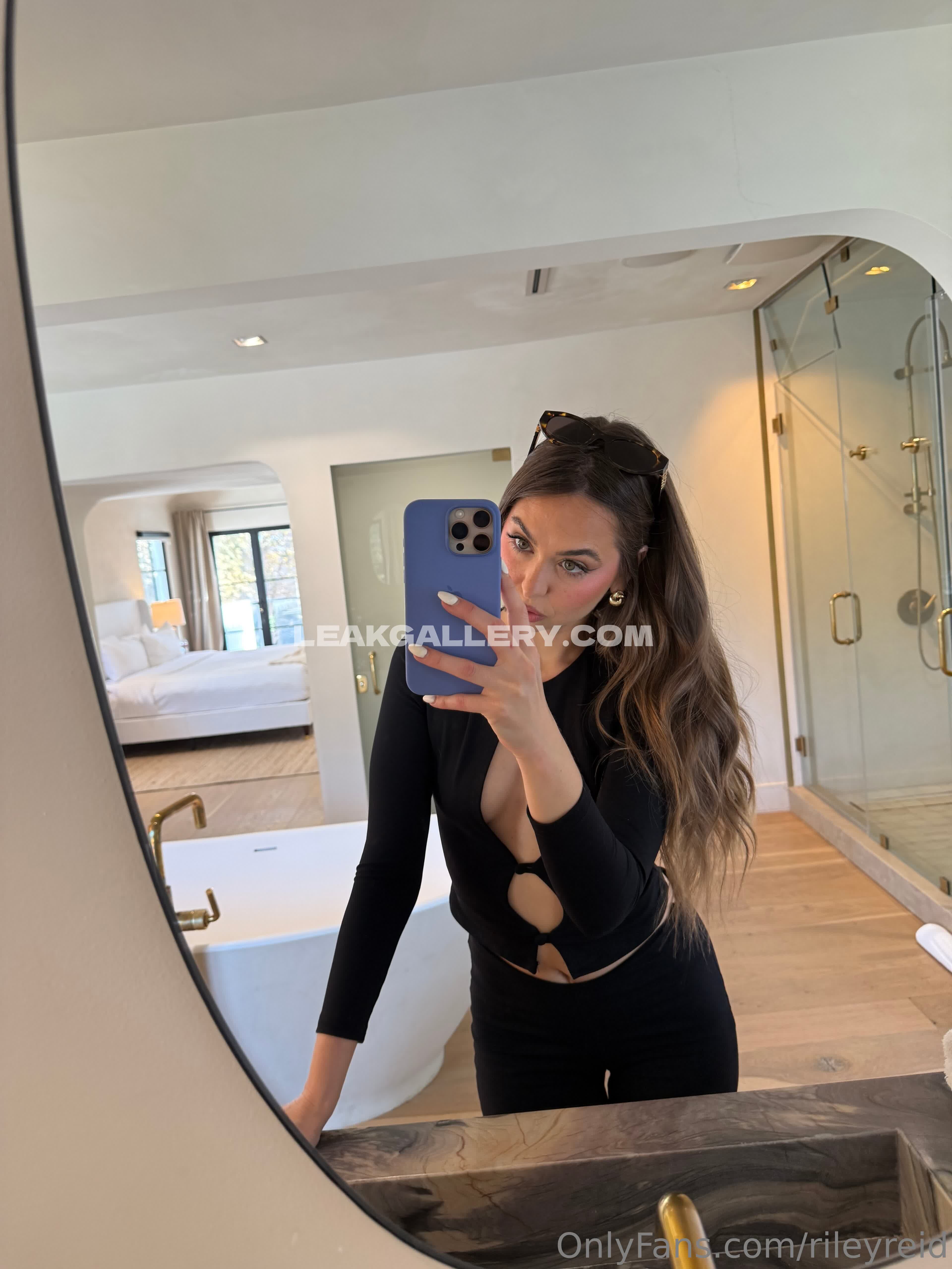 Rieleyreidx3 / rileyreidx3 Exclusive Leaked Nude OnlyFans #13116963