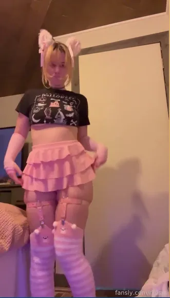 Rilesss Pink Ruffled Skirt Twerk OnlyFans Video Leaked