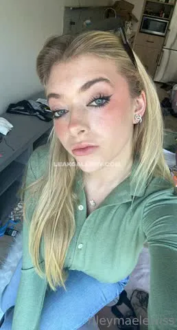 rileymaelewis