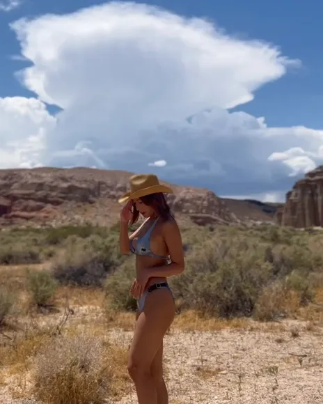 Rina_hashimoto Cowgirl Bikini Pose OnlyFans Video Leaked