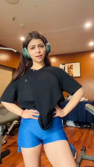 Riyapandey.04 Gym Shorts Thighs Pose OnlyFans Video Leaked