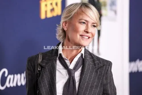 robin_wright