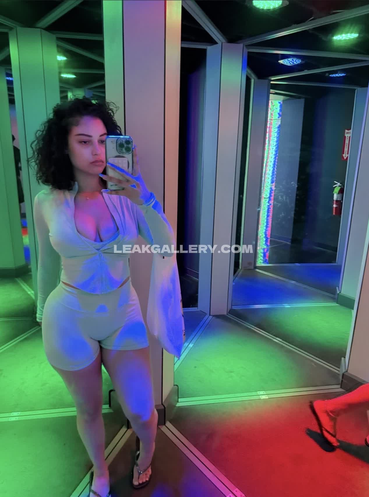 Rosajadeli Exclusive Leaked Nude OnlyFans #13105673