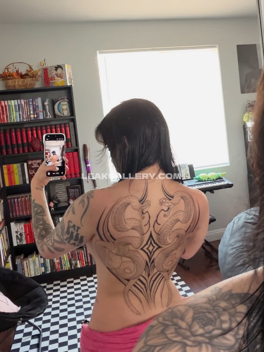Roseredroom Exclusive Leaked Nude OnlyFans #12803420