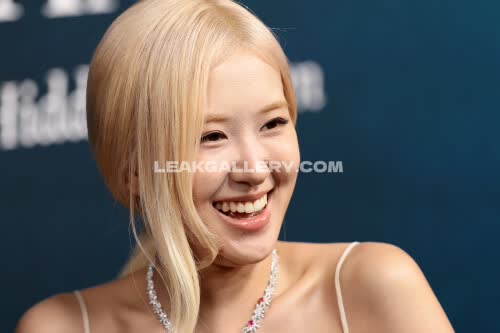 Roses_are_rosie Exclusive Leaked Nude OnlyFans #12135091