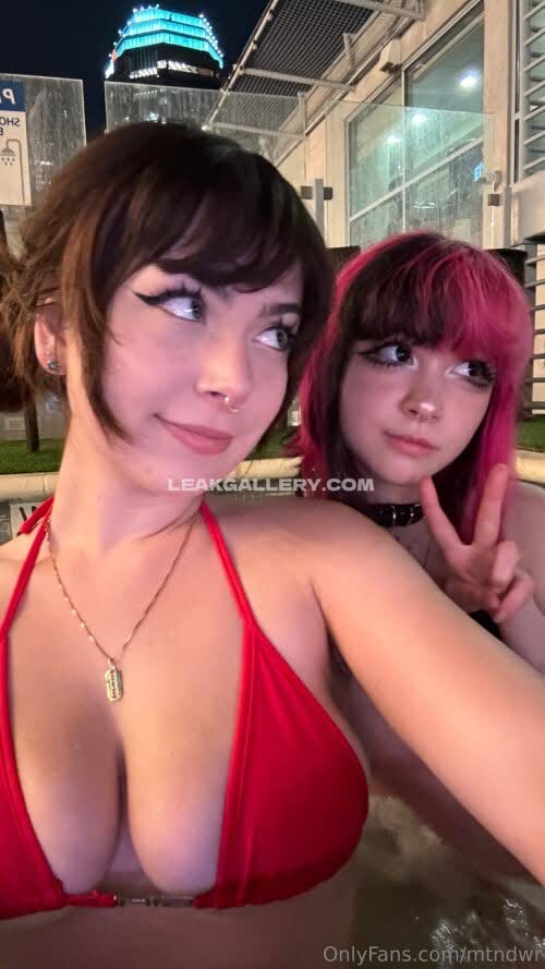 Rowsvee ภาพหลุดนู้ด OnlyFans สุดเอ็กซ์คลูซีฟ #15692761