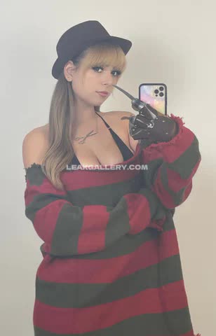 Rowsvee Exclusive Leaked Nude OnlyFans #14249678