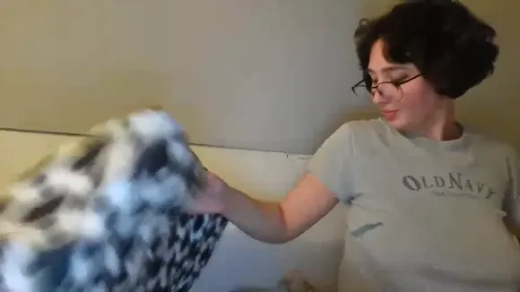 Rrreyyy Lace Bra Tease OnlyFans Video Leaked