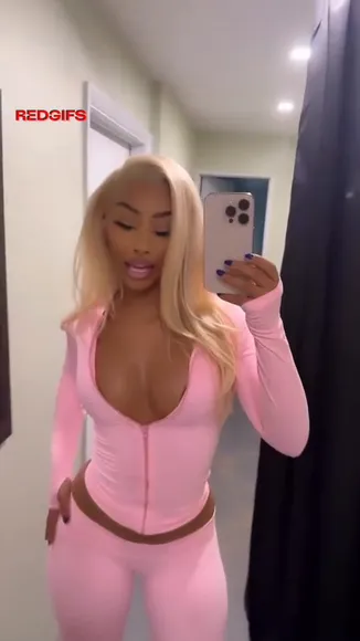Rubi Rose Pink Bodysuit Cleavage OnlyFans Video Leaked