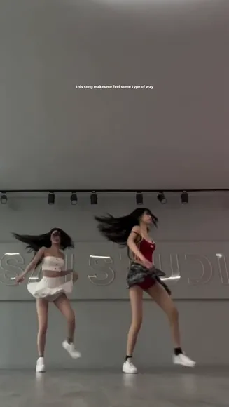 Rurusama Red Crop Top Dance OnlyFans Video Leaked