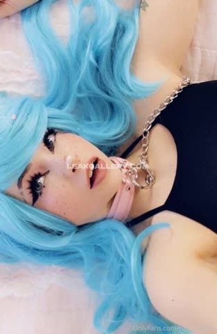 Rustyfawkes Blue Hair Lying Down OnlyFans Photo Leaked