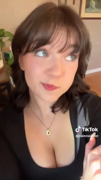Ryla Low Cut Top Tease OnlyFans Video Leaked