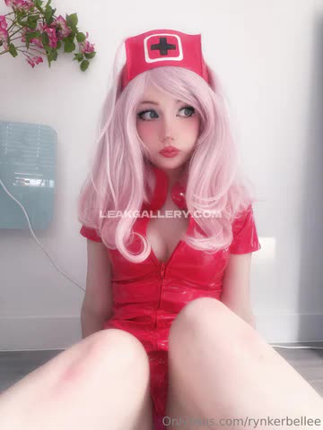 Rynkerbelle Nurse Outfit Thigh Spread OnlyFans Photo Leaked