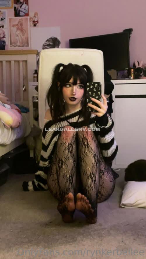 Rynkerbelle / Rynkerbellee Exclusive Leaked Nude OnlyFans #14762282
